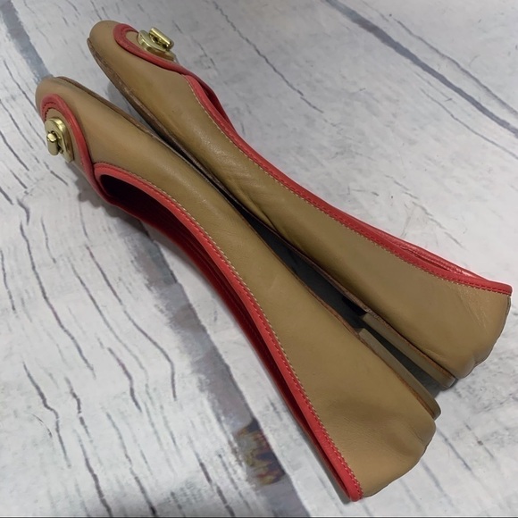 Coach Noel Camel/Coral Turnlock Ballet Flats - Picture 3 of 12